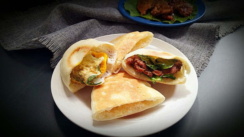 口袋饼抱照烧肉