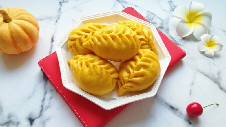 冬至美食南瓜豆角馅包子