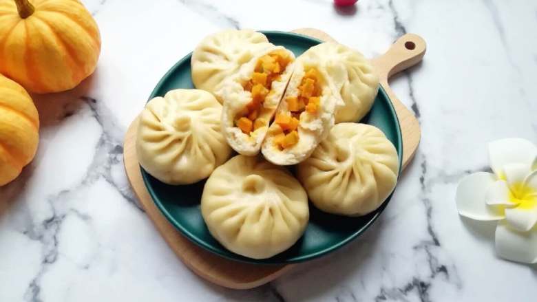 冬至美食南瓜馅包子
