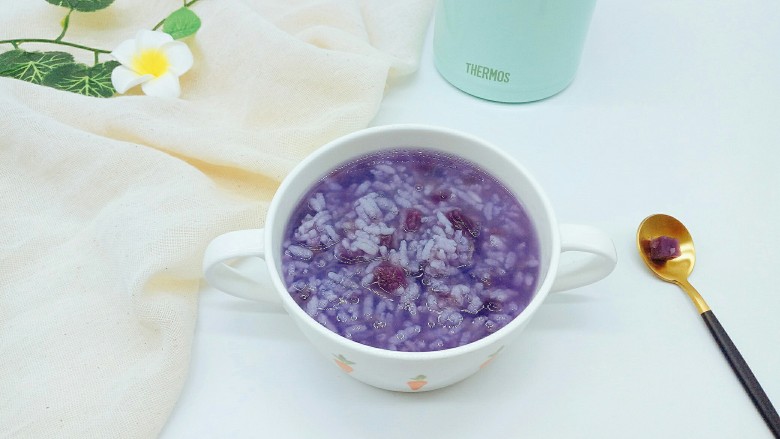 简约营养的紫薯粥