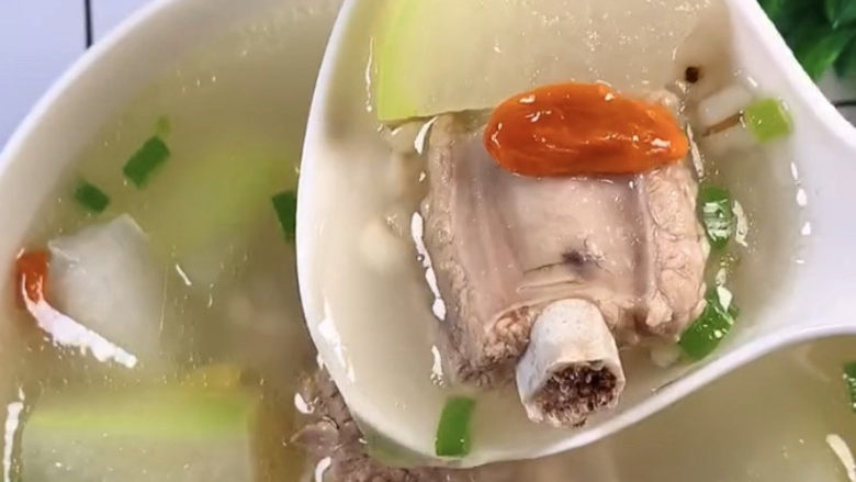 冬瓜薏米排骨汤
