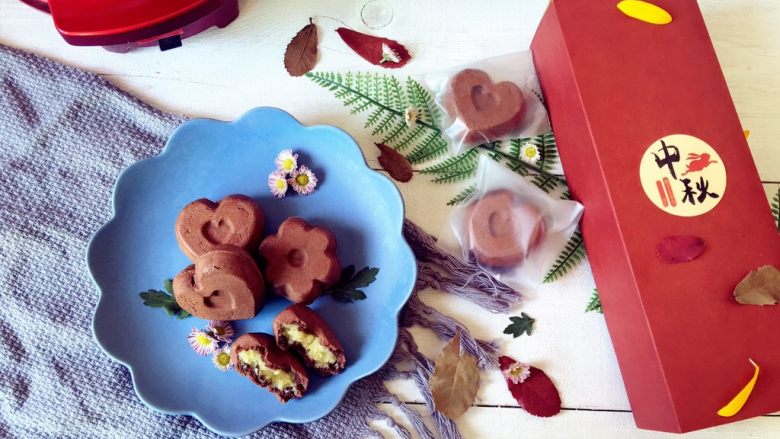 创意中秋巧克力奶黄月饼