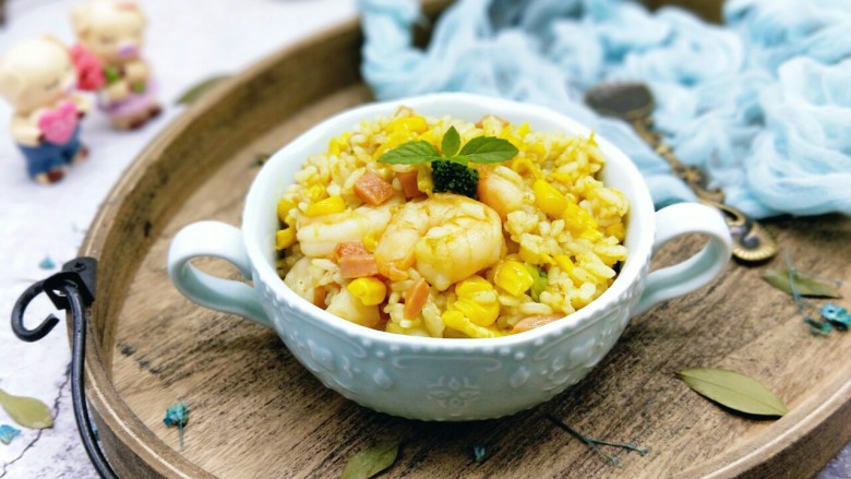 咖喱虾仁炒饭