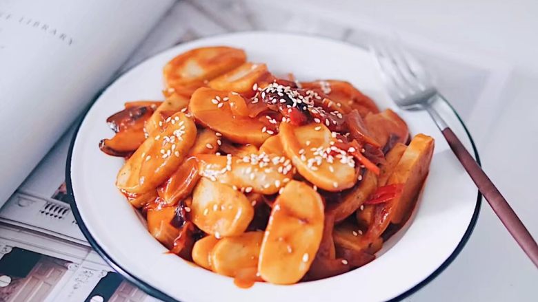 韩式辣炒年糕纯素附芝士版本