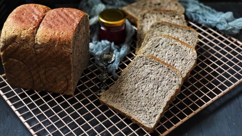 黑芝麻吐司一次发酵