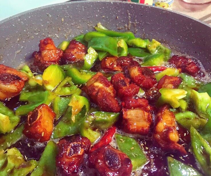 酸酸甜甜青椒排骨