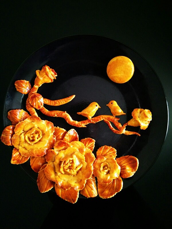 甜味花好月圆创意月饼