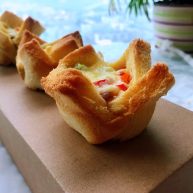 披萨吐司盏补钙、补充胶原蛋白