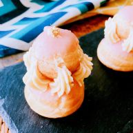 草莓巧克力修女泡芙