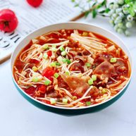 番茄金针菇肥牛汤