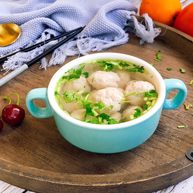 厨房挑战荤菜鲜鱿鱼丸