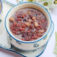 奶香红豆薏米杂粮粥