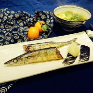 鹽巴燒烤秋刀魚