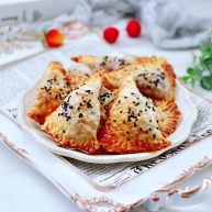 酥皮紫薯肉松派