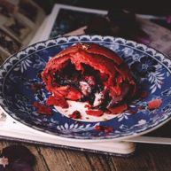 简单版红丝绒麻薯蛋黄酥