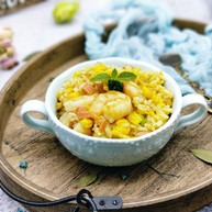 咖喱虾仁炒饭
