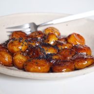 软软糯糯油汤圆