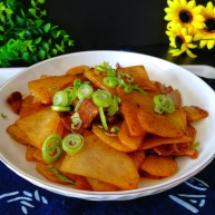 回锅肉香辣土豆片