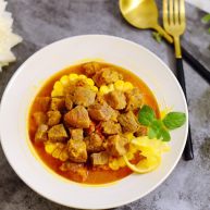 食二星座泰式酸辣汤牛腩