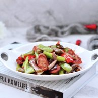 干煸烤肠茄条双椒