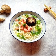 冬日暖心菜香菇鸡汤面