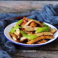 青椒炒豆干