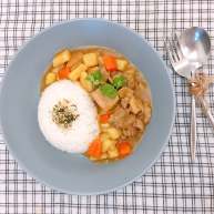 吃鸡日式咖喱鸡腿饭
