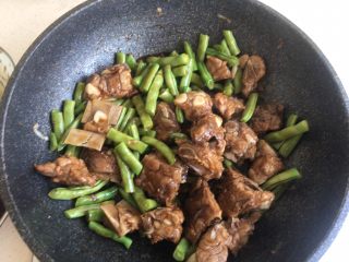 27、排骨豆角焖面,火别太大
