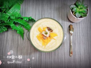 11、芒果麦片坚果露,一份颜值极高的芒果麦片坚果露就上桌啦！