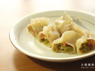 11、土豪炫富新高度：酸笋辣条饺子谁敢迎战？,口感独特，绝无仅有，吃完一口就会爱上的黑暗料理