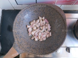 4、豆角焖面,炒出肥油