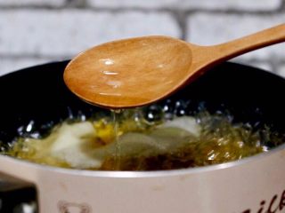 11、柠檬铁观音蜂蜜茶,根据自己口味放入蜂蜜