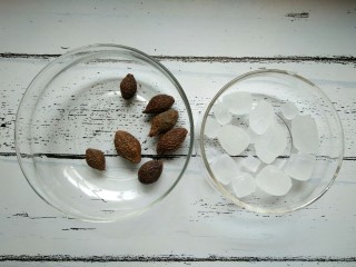 1、胖大海糖水,原料：胖大海，冰糖