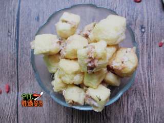 5、豆腐泡塞肉,肉适量就好,太多不好吃