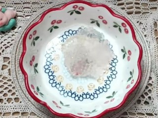 7、芒果西米捞,放三勺西米。