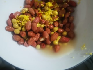 7、小米花生糊,把所有食材一起到入