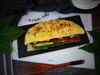 14、家庭版的法风烧饼,肯德基的法风烧饼简直大爱,层层酥皮,其实在家自己做做也不难哦