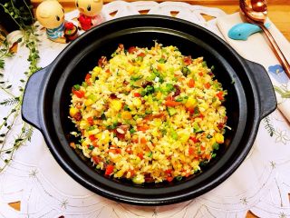 32、我爱炒饭系列➕五彩杂蔬香肠炒饭,成品
