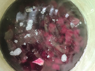 12、紫薯西米露,大火烧开煮3分钟