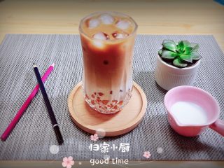 13、珍珠冷萃咖啡,一杯冷萃咖啡就做好了。