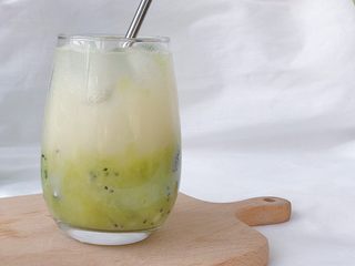 7、奇异果气泡饮,成品