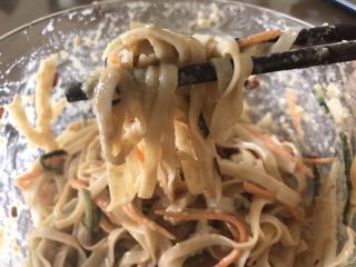 15、五分钟搞定芝麻拌面,搅拌