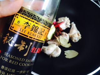 10、秘制红烧鸡腿,一瓶红烧汁在手，一步到味