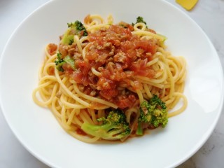 16、番茄肉酱意面,近图看看，有没有诱惑到你呢？