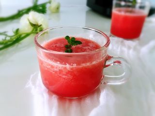 12、胡萝卜西红柿汁,成品。