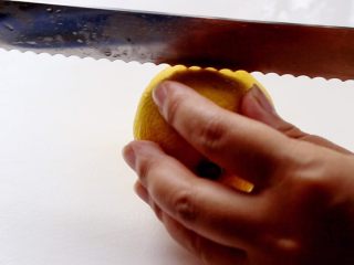 2、三色冰水果汁,柠檬一切二