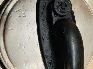 5、清爽绿豆粥,盖盖子煮40分钟。