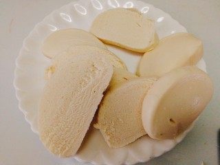 2、快手早餐+葱香黄金馒头片,馒头切片,不建议太薄,