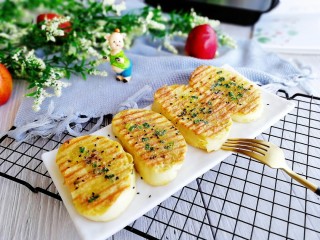 19、快手早餐+葱香黄金馒头片,成品图