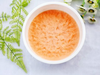 11、做法无敌简单的冰淇淋,放置冰箱冷冻层4小时即可开吃！